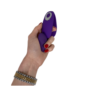 Hestia â€šÃ„Ã¬ Lightweight U-Shaped Vibrator, G-Spot Clitoral Vibe (Color: purple)